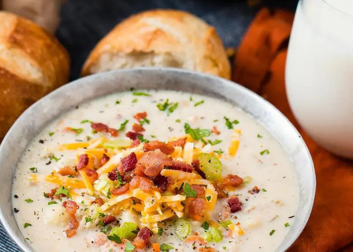 One Pot Cauliflower Chowder Featured Image